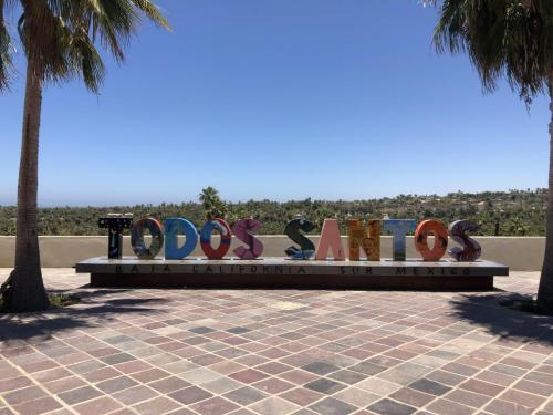 An afternoon trip to Todos Santos… boutiques, art galleries and the famousHotel California